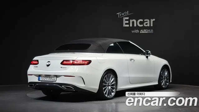 Mercedes-Benz E-Class — Фото автомобиля 2