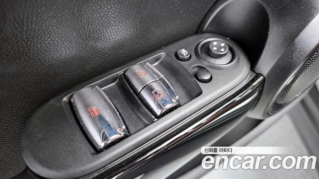 Mini Cooper Convertible — Фото автомобиля 14