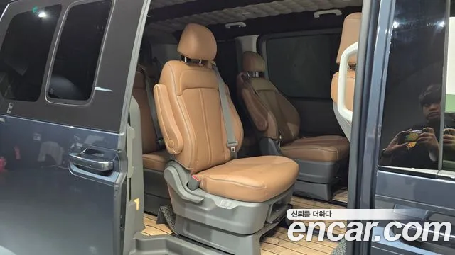 Hyundai Staria — Фото автомобиля 11