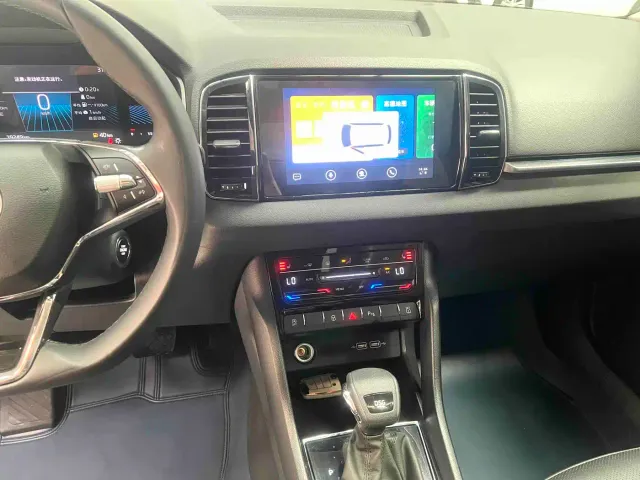 Skoda Karoq — Фото автомобиля 12