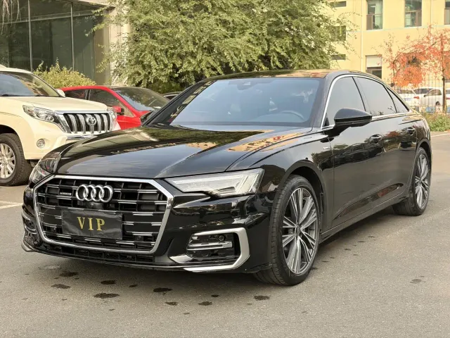 Фотография автомобиля — Audi A6L