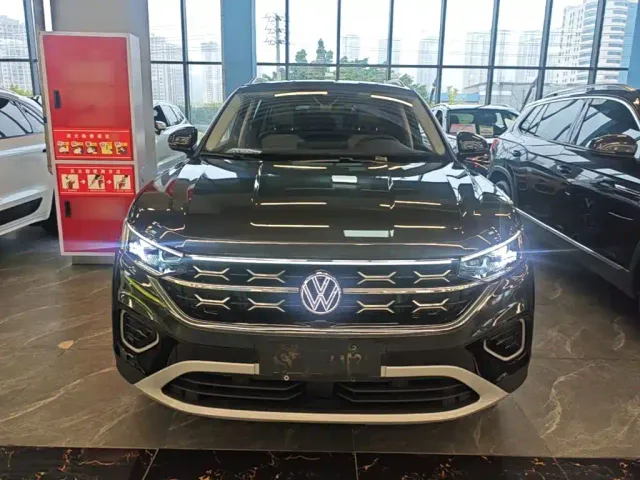 Volkswagen Tayron — Фото автомобиля 2