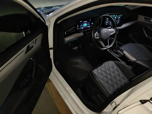 Volkswagen Sagitar — Фото автомобиля 15