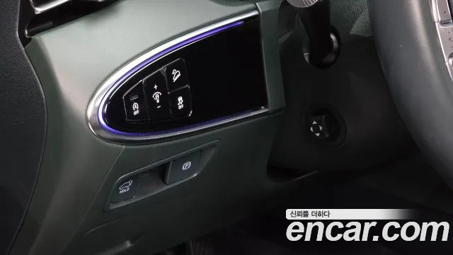 Genesis GV70 2.5T Бензин AWD — Фото автомобиля 15