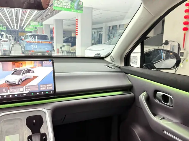 Leapmotor Leapmotor C16 2026 Model Year EV 630 LiDAR Premium Edition 6-Seater — Фото автомобиля 9