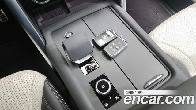 Land Rover Discovery — Фото автомобиля 9