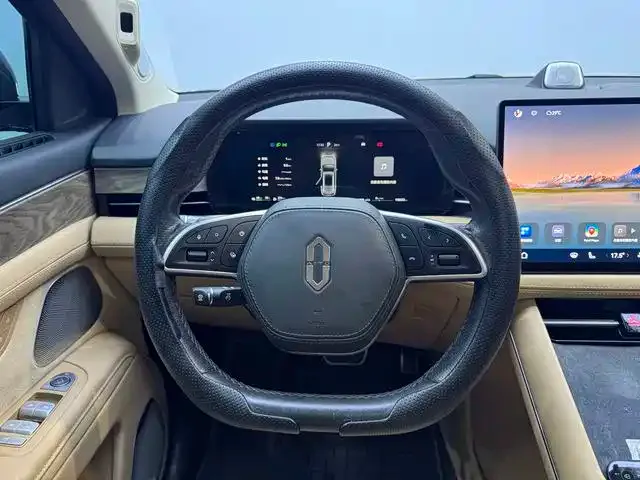 Aito M7 — Фото автомобиля 13
