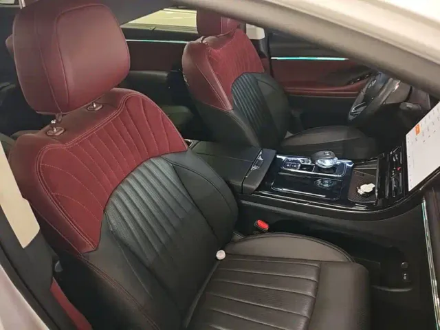 GAC Trumpchi E9 — Фото автомобиля 24