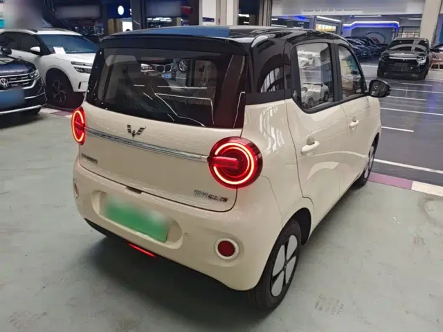 Wuling Hongguang Mini EV — Фото автомобиля 6