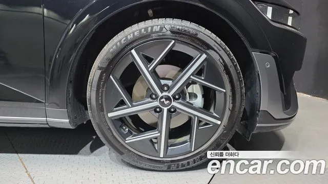 Hyundai Ioniq 5 New — Фото автомобиля 6