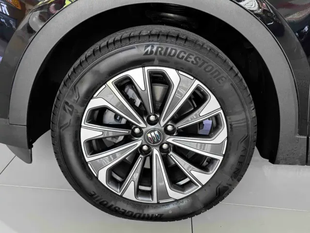 Buick Envision S — Фото автомобиля 4