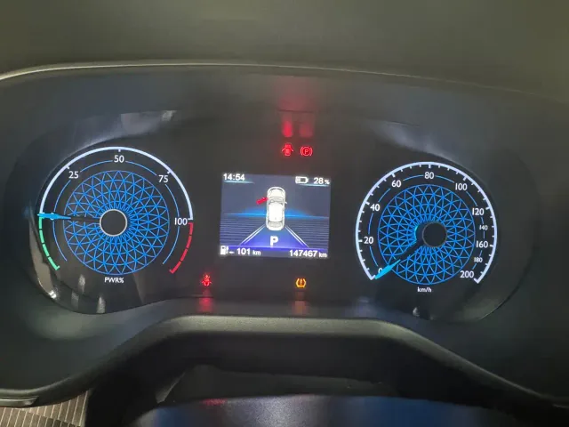 Hongqi E-QM5 — Фото автомобиля 9