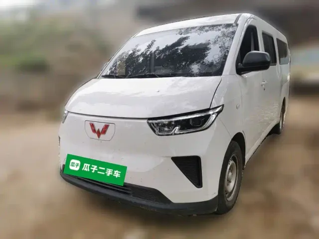 Фотография автомобиля — Wuling Yangguang