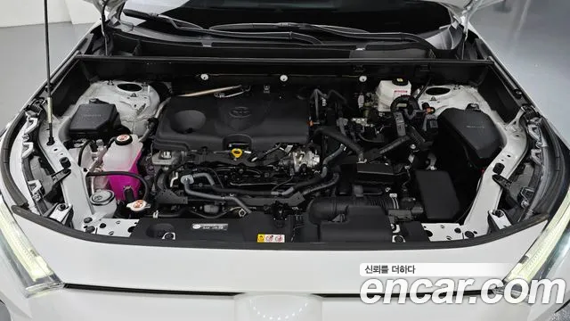 Toyota RAV4 — Фото автомобиля 6