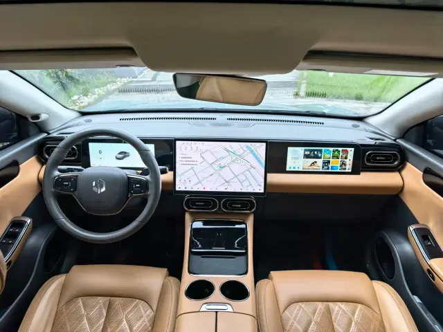 Leapmotor C01 — Фото автомобиля 14
