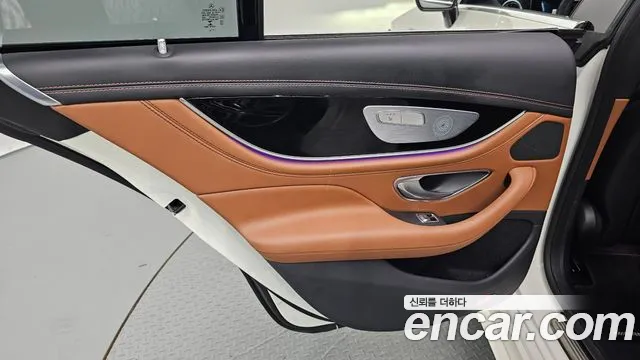 Mercedes-Benz AMG GT X290 (2018–2026) — Фото автомобиля 14