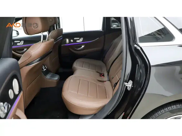 Mercedes-Benz E-Class — Фото автомобиля 7