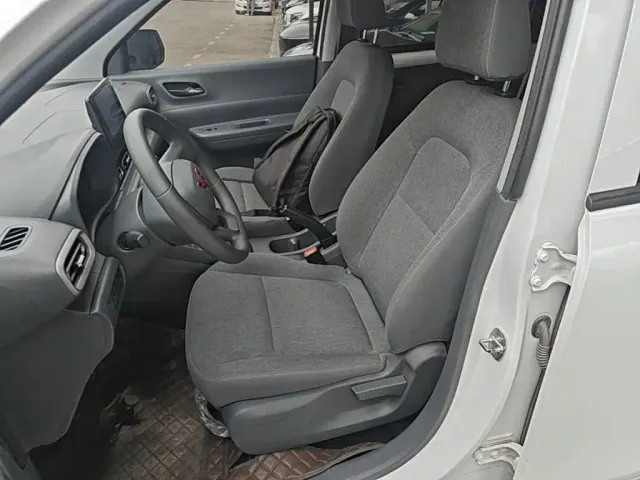 Wuling Hongguang — Фото автомобиля 14