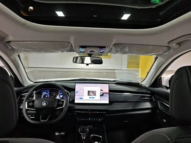 Changan CS75 — Фото автомобиля 17