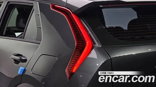 Kia Niro The All New — Фото автомобиля 8