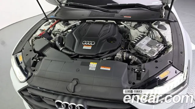 Audi A7 4K — Фото автомобиля 9