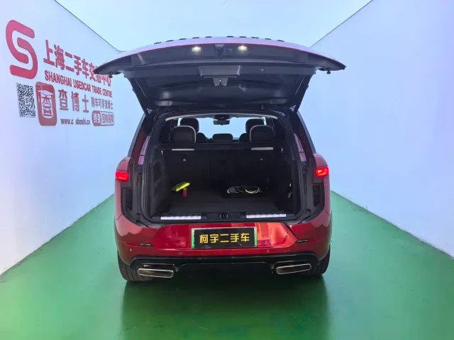 Land Rover Range Rover Sport — Фото автомобиля 16