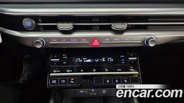 Hyundai Grandeur Grandeur (GN7) 2.5 Бензин 2WD — Фото автомобиля 17