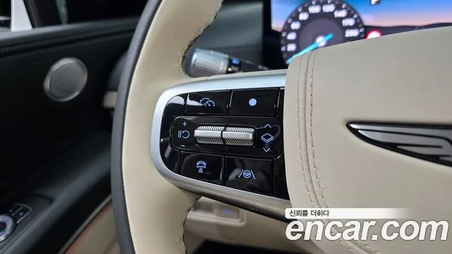 Genesis GV80 — Фото автомобиля 23