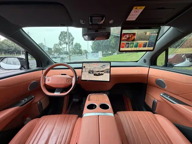 Changan Qiyuan E07 — Фото автомобиля 13