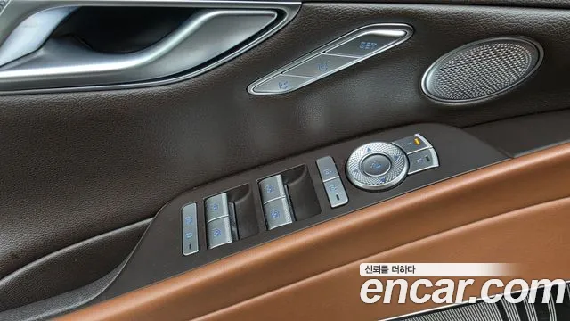 Genesis G80 Бензин 2.5 турбо AWD — Фото автомобиля 10