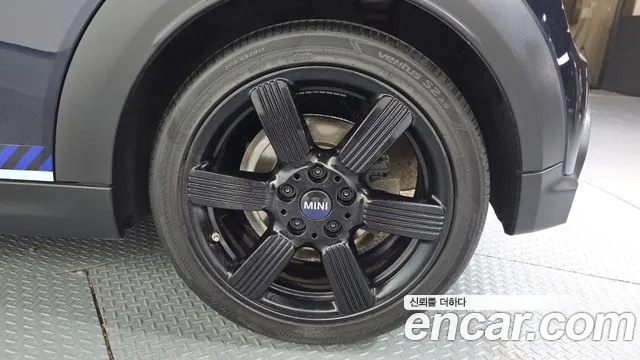 Mini Cooper — Фото автомобиля 21
