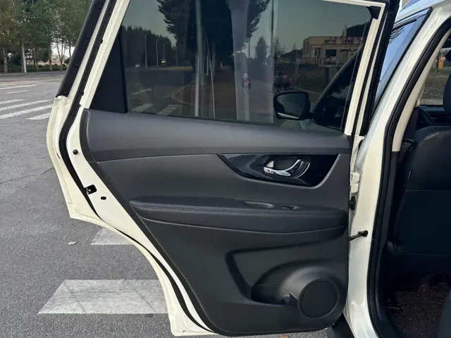 Nissan X-Trail — Фото автомобиля 19