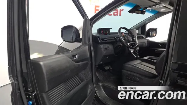 Hyundai Staria — Фото автомобиля 10