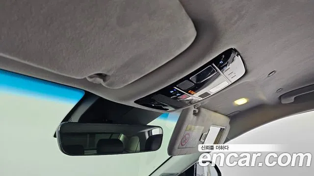 Hyundai Grandeur Grandeur (GN7) 2.5 Бензин 2WD — Фото автомобиля 30