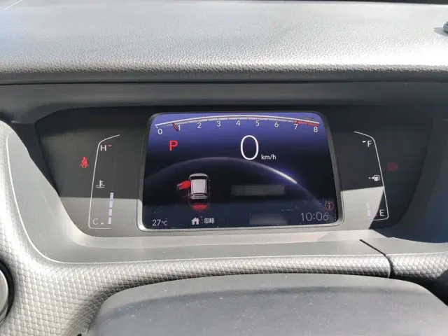 Honda Fit — Фото автомобиля 3
