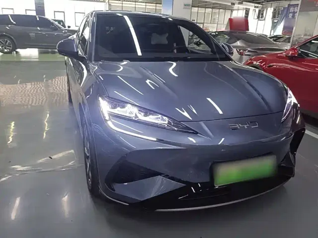 BYD Sealion 07 EV — Фото автомобиля 3