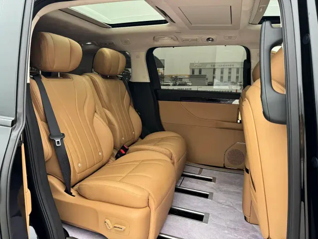 GAC Trumpchi E8 — Фото автомобиля 15