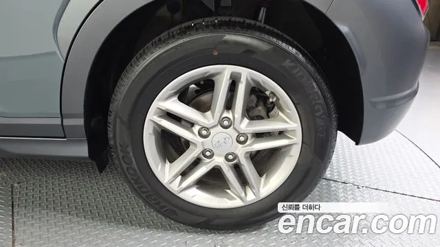 Hyundai Kona Новый Kona Бензин 2.0 2WD — Фото автомобиля 19