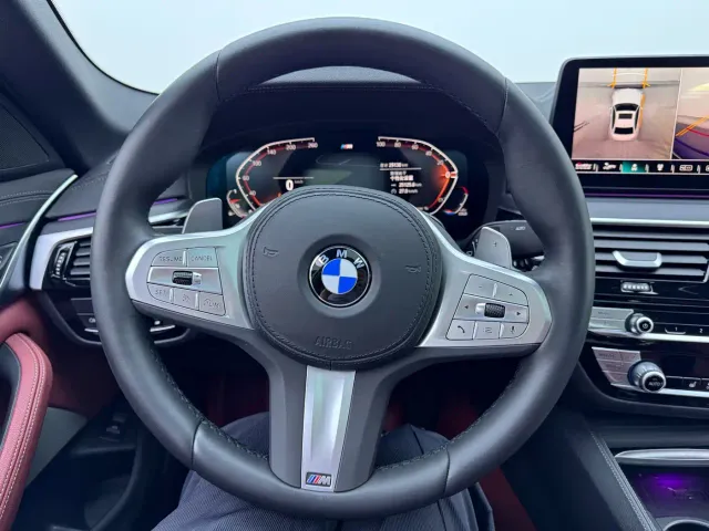 BMW 5 Series — Фото автомобиля 11