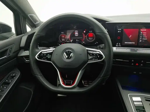 Volkswagen Golf GTI — Фото автомобиля 11