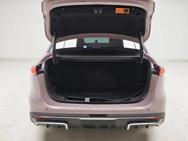 Geely Galaxy L6 — Фото автомобиля 10