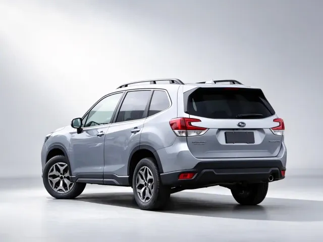 Subaru Forester — Фото автомобиля 4