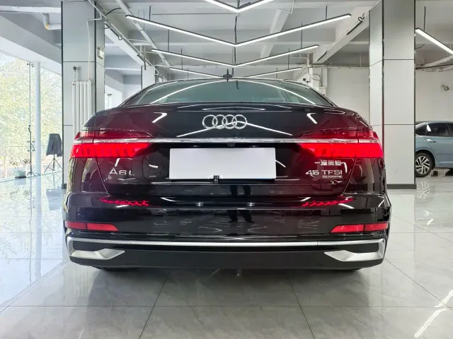 Audi A6L — Фото автомобиля 3
