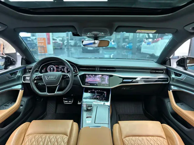Audi A7L — Фото автомобиля 7