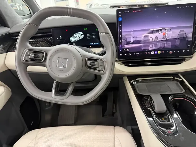 ZEEKR Zeekr 009 2024 6-seat Executive AWD 108kWh — Фото автомобиля 12
