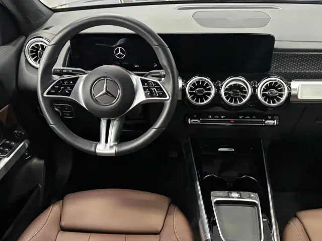 Mercedes-Benz GLB-Class — Фото автомобиля 8