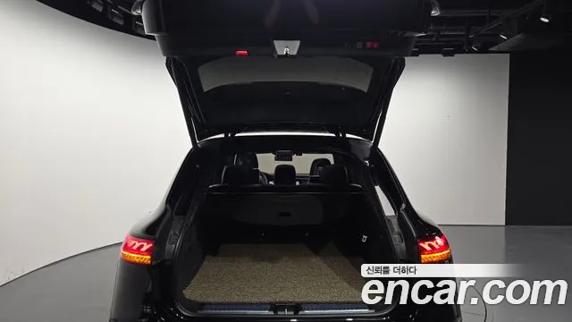 Mercedes-Benz EQS — Фото автомобиля 30
