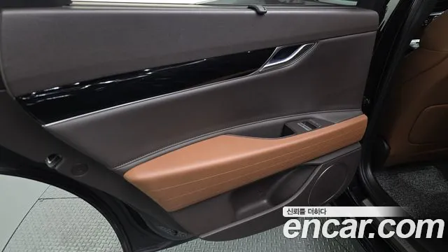 Genesis G80 RG3 — Фото автомобиля 14