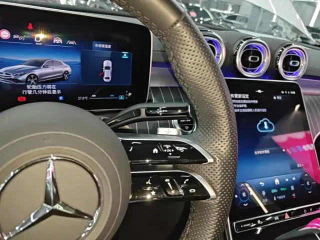 Mercedes-Benz C-Class — Фото автомобиля 9