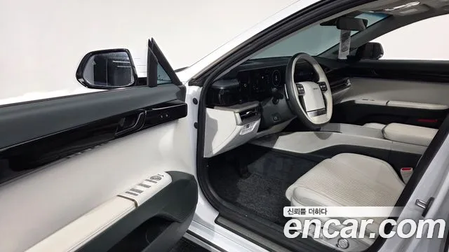 Hyundai Grandeur GN7 — Фото автомобиля 15
